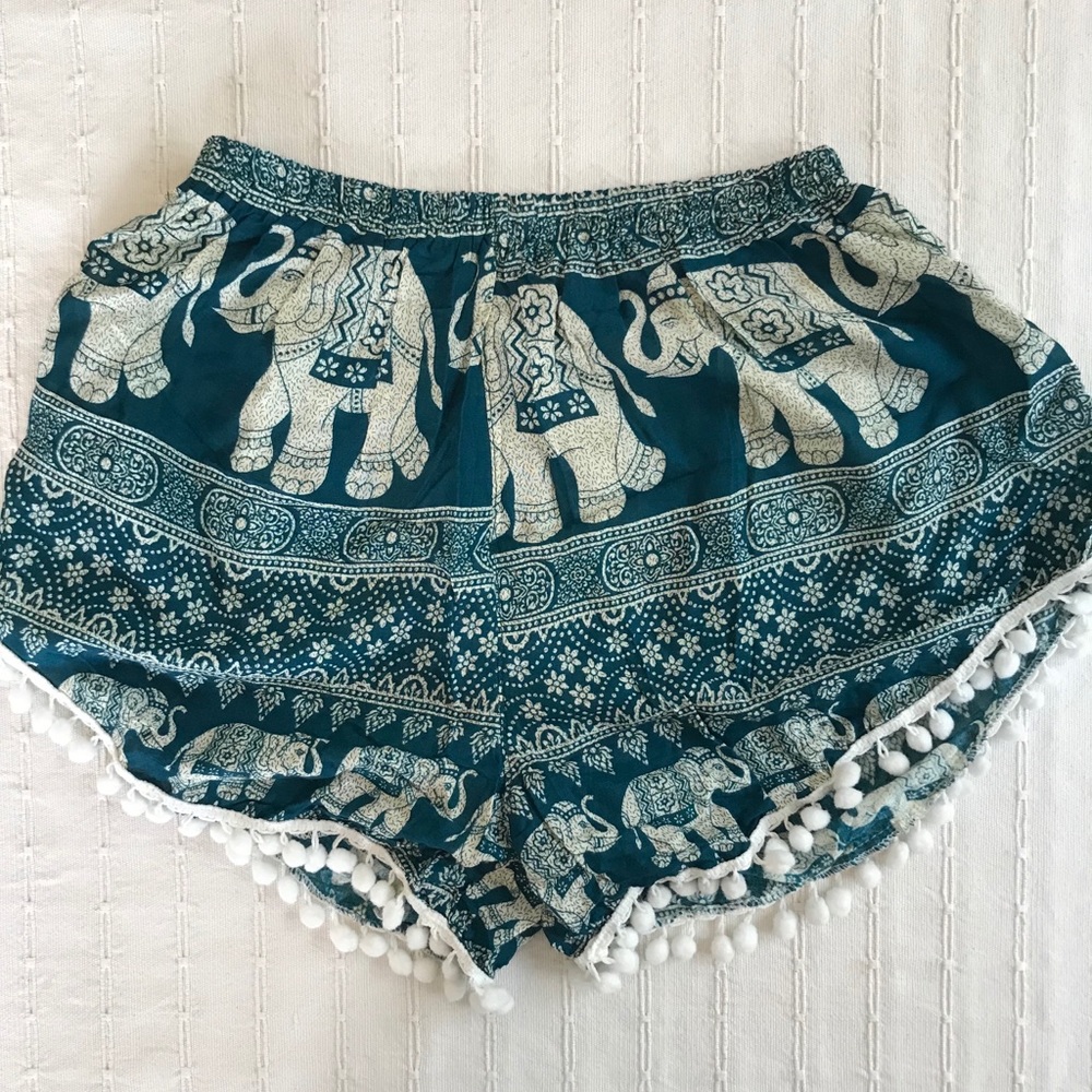 Pom pom shorts